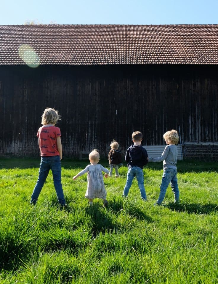Früher hatte man ein Dorf – heute brauchen Familien neue Wege für Verbindung